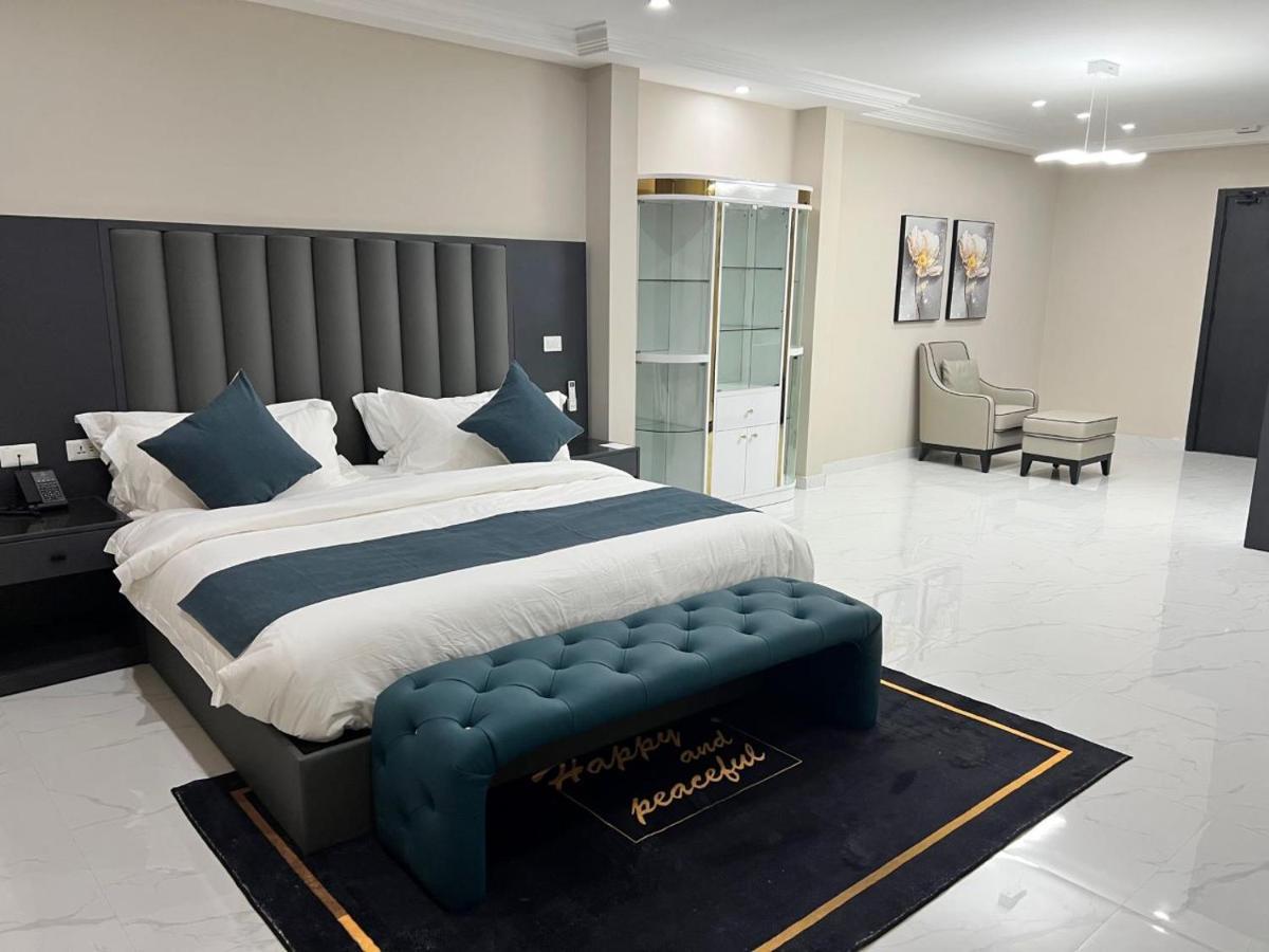 Lifestyle Luxury Hotel And Residence Elwa Eksteriør bilde