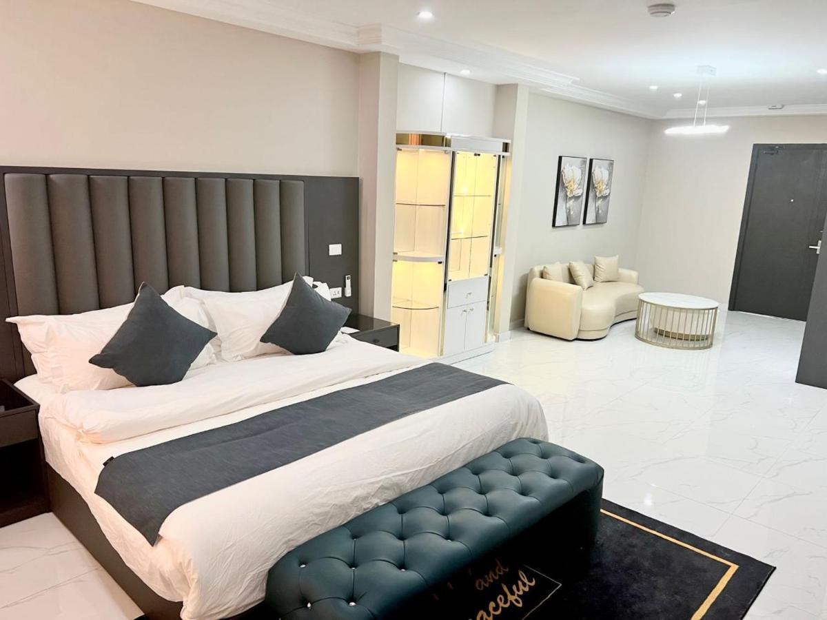 Lifestyle Luxury Hotel And Residence Elwa Eksteriør bilde
