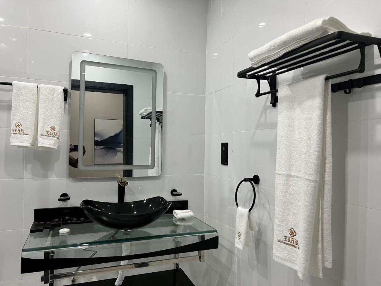 Lifestyle Luxury Hotel And Residence Elwa Eksteriør bilde